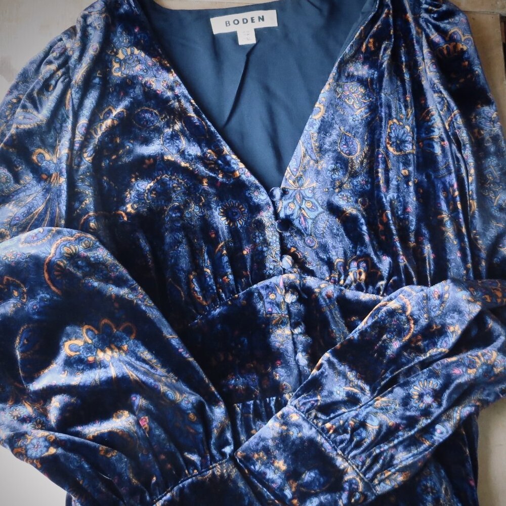 Boden Velvet Blue Paisley Floral Dress Size 8US